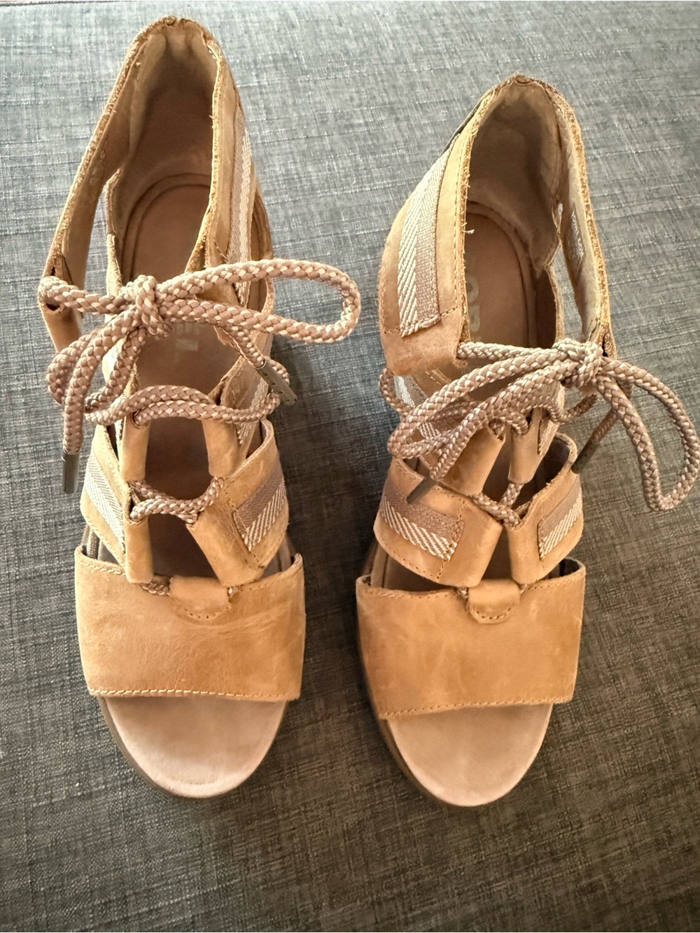 Sorel Joanie II Women's Tan Suede Lace-Up Wedge Sandals